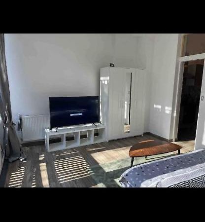 Sans Souci 1 Apartment Brussel Bagian luar foto