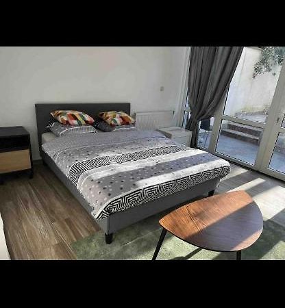 Sans Souci 1 Apartment Brussel Bagian luar foto