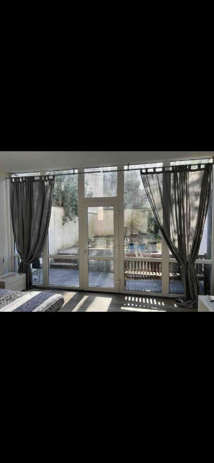 Sans Souci 1 Apartment Brussel Bagian luar foto